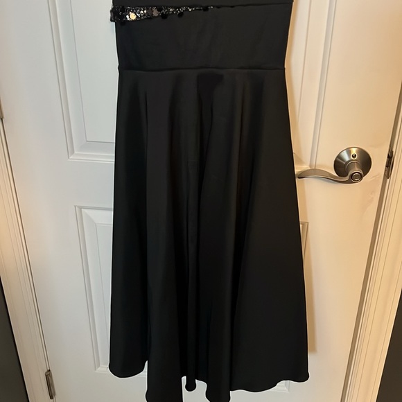 Cache Vintage Elegant Black One-Shoulder Dress NWT - Picture 3 of 3